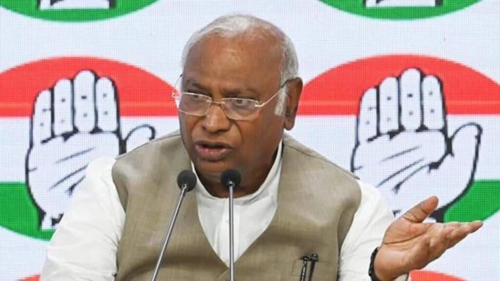 ‘All of you accountable’, ‘promote those who…’: Mallikarjun Kharge tells Congress leaders after Delhi election loss