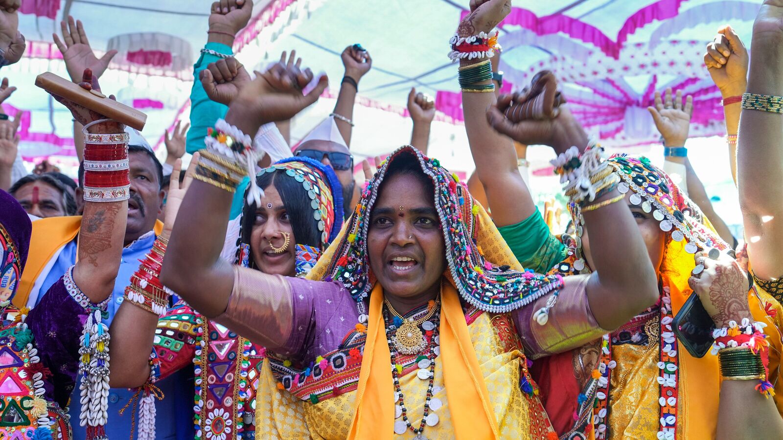 ‘Why leg, shoot a little above’: Karnataka MLA’s harsh crime plan fuels migrant worker debate