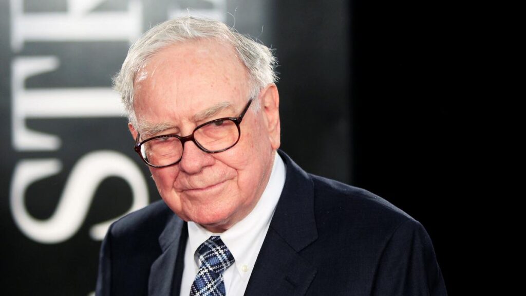 Warren Buffett shocks shareholders by announcing his intention to retire at the end of the year