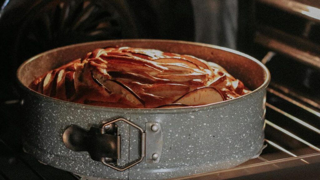 Science of cooking: the secret life of the rising cakes!