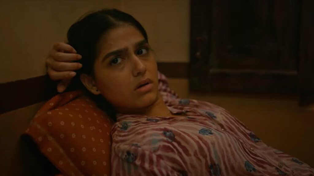 ‘Vyasana Sametham Bandhu Mithradhikal’ review: A well executed satire on a funeral starring Anaswara Rajan