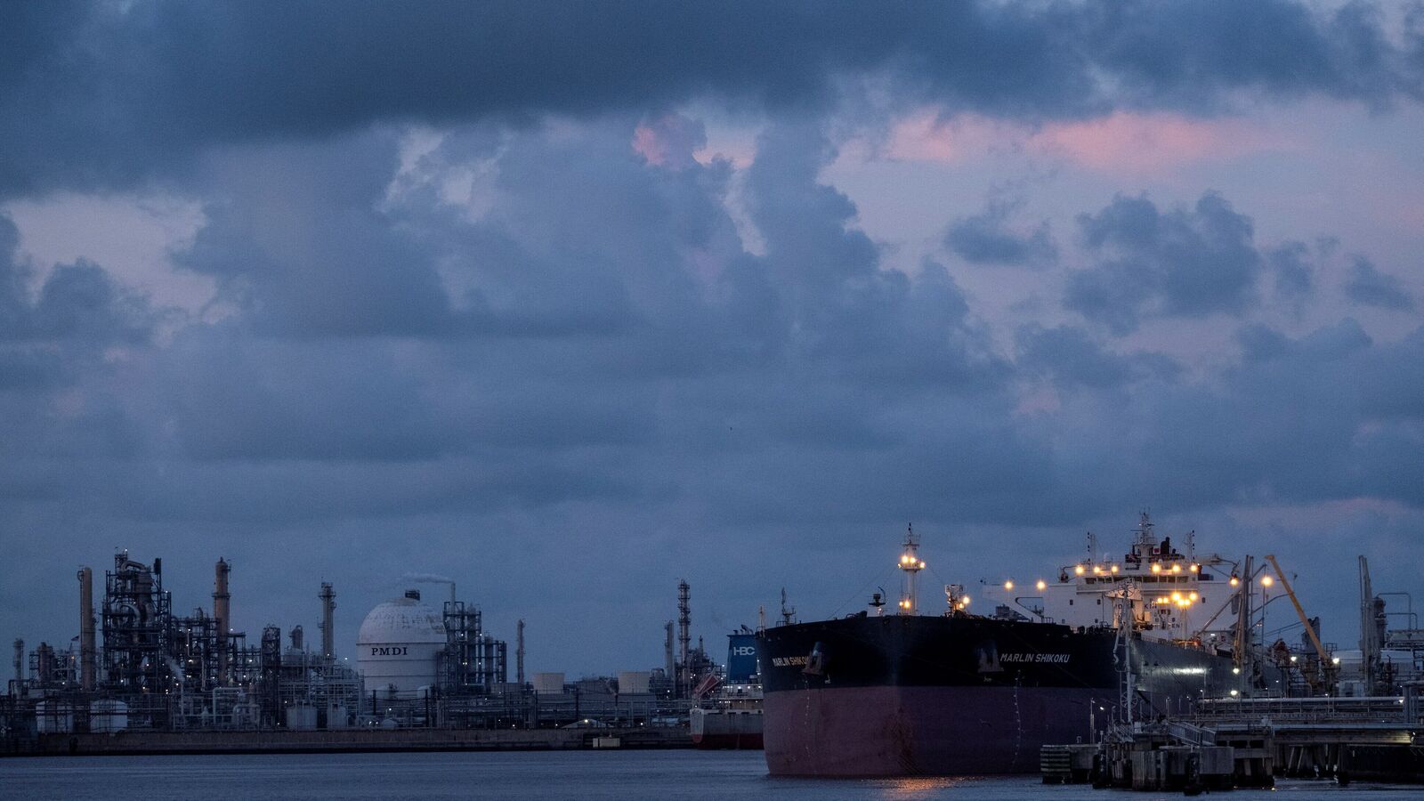 Oil seems resilient. Why energy markets should still be on edge.