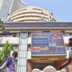 Markets end lower; HDFC Bank, foreign fund outflows drag