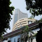 Sensex, Nifty fall for fourth day on selling in IT shares, foreign fund outflows