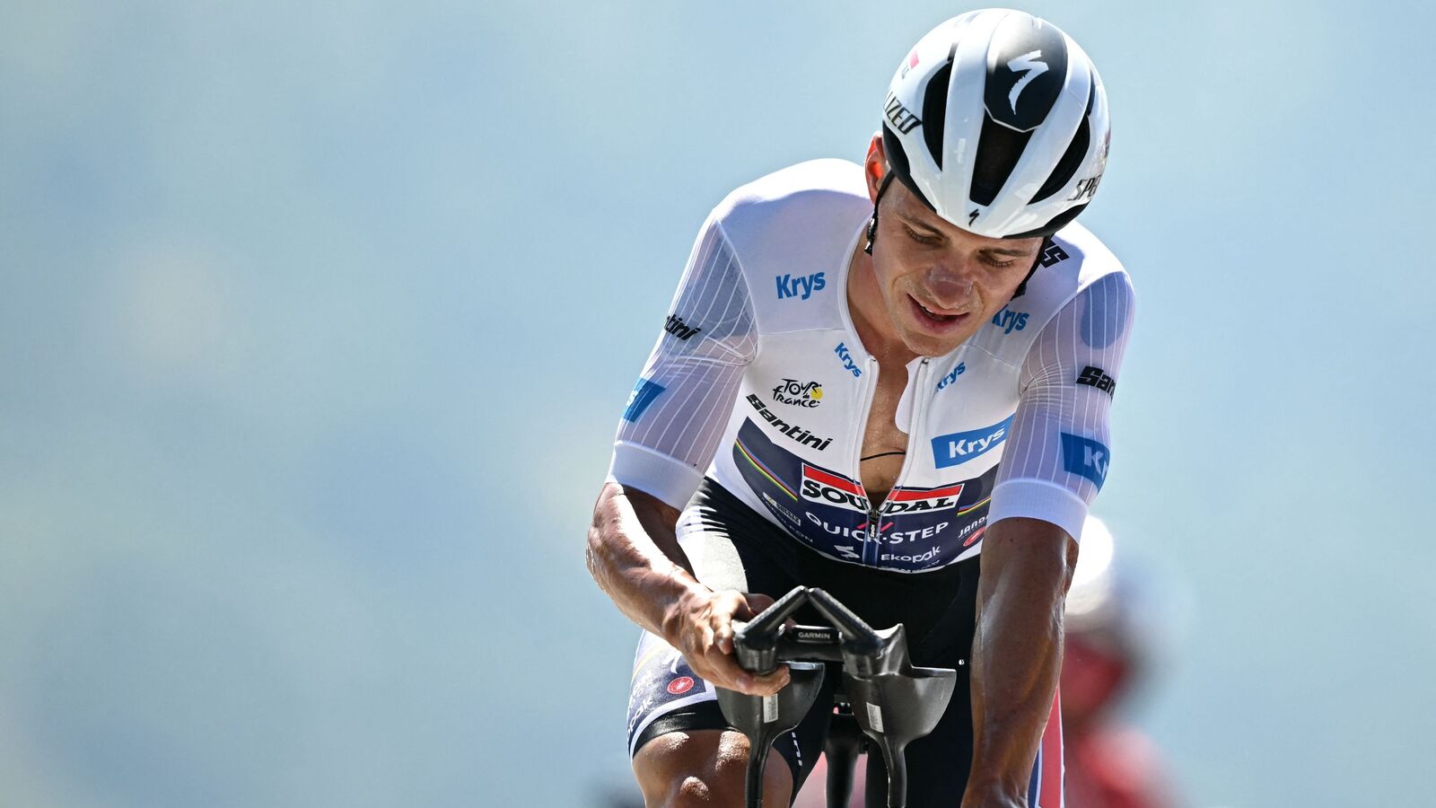 Remco Evenepoel’s Tour de France ends in heartbreak; star rider abandons race during Stage 14