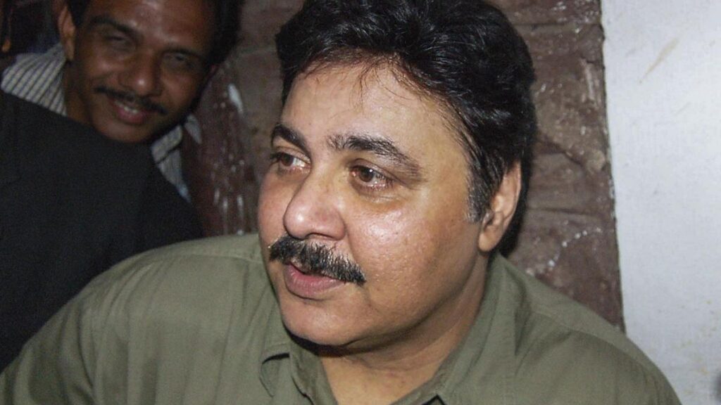 Kajol, R Madhavan and others mourn veteran actor Satish Shah’s death