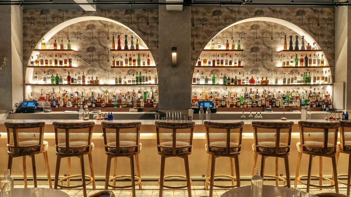 Manhattan’s hot new INDN Bar: butter chicken cocktails, keema pav, zero kids 