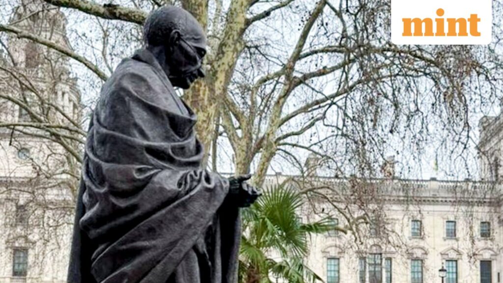 Martyr’s Day: Modi, Kharge, Mamata, other leaders pay tributes to Mahatma Gandhi on 78th death anniversary