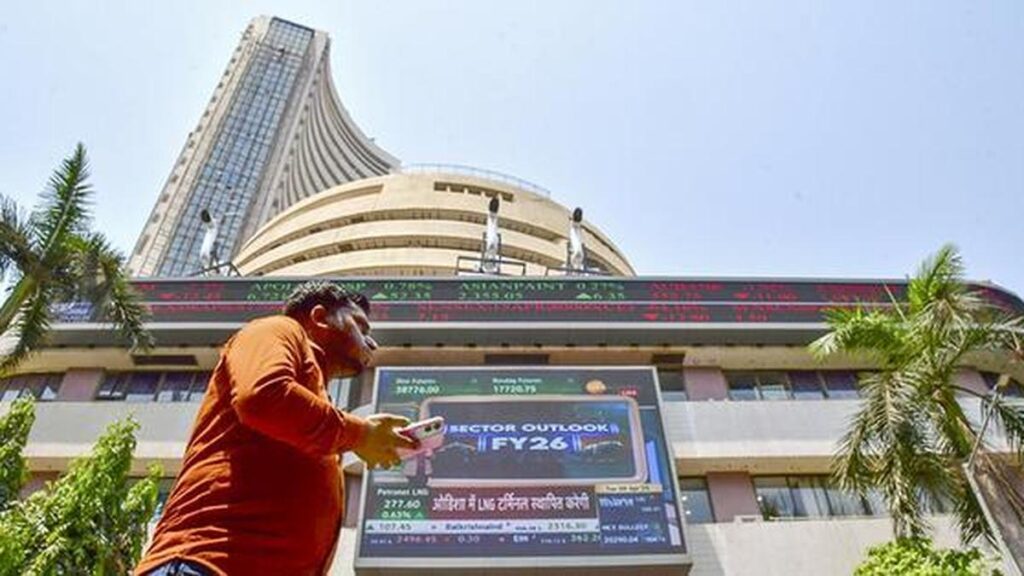 Stock markets rise for second day on gains in bank, IT stocks