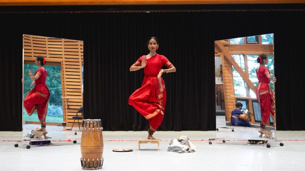 Mythili Prakash and Soumik Datta collaborate for ‘Sahaj’, a two-day festival of music and dance in Chennai