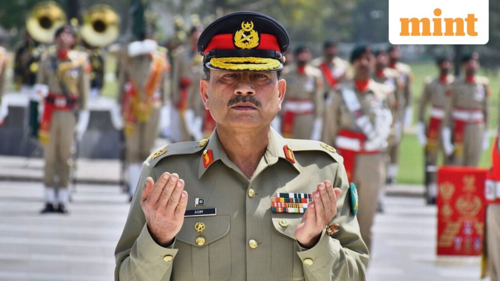 Pakistan steps into spotlight amid fog of US-Iran war